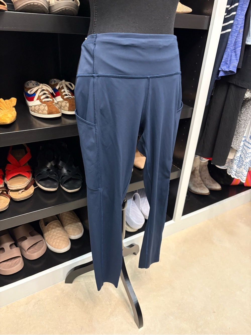 lululemon athletica Navy High-Rise Capri Leggings - Picture 3 of 11